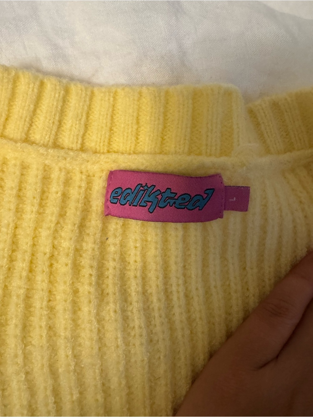 Edikted Yellow Ribbed V-Neck Cardigan - Picture 2 of 4